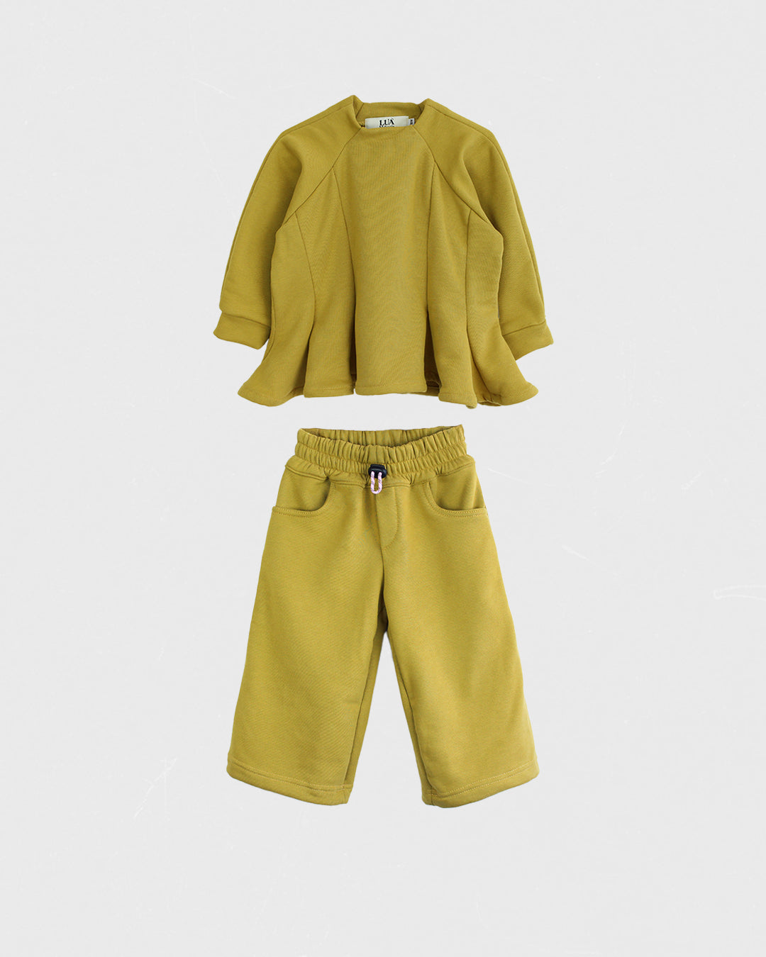 Set | Godet Pistácio Sweatshirt + Calças